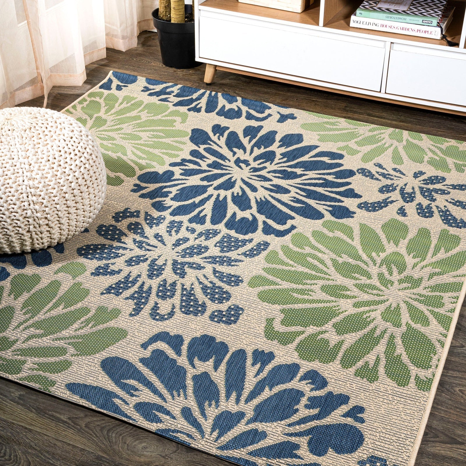 Zinnia Modern Floral Textured Weave Indoor/Outdoor Runner Rug